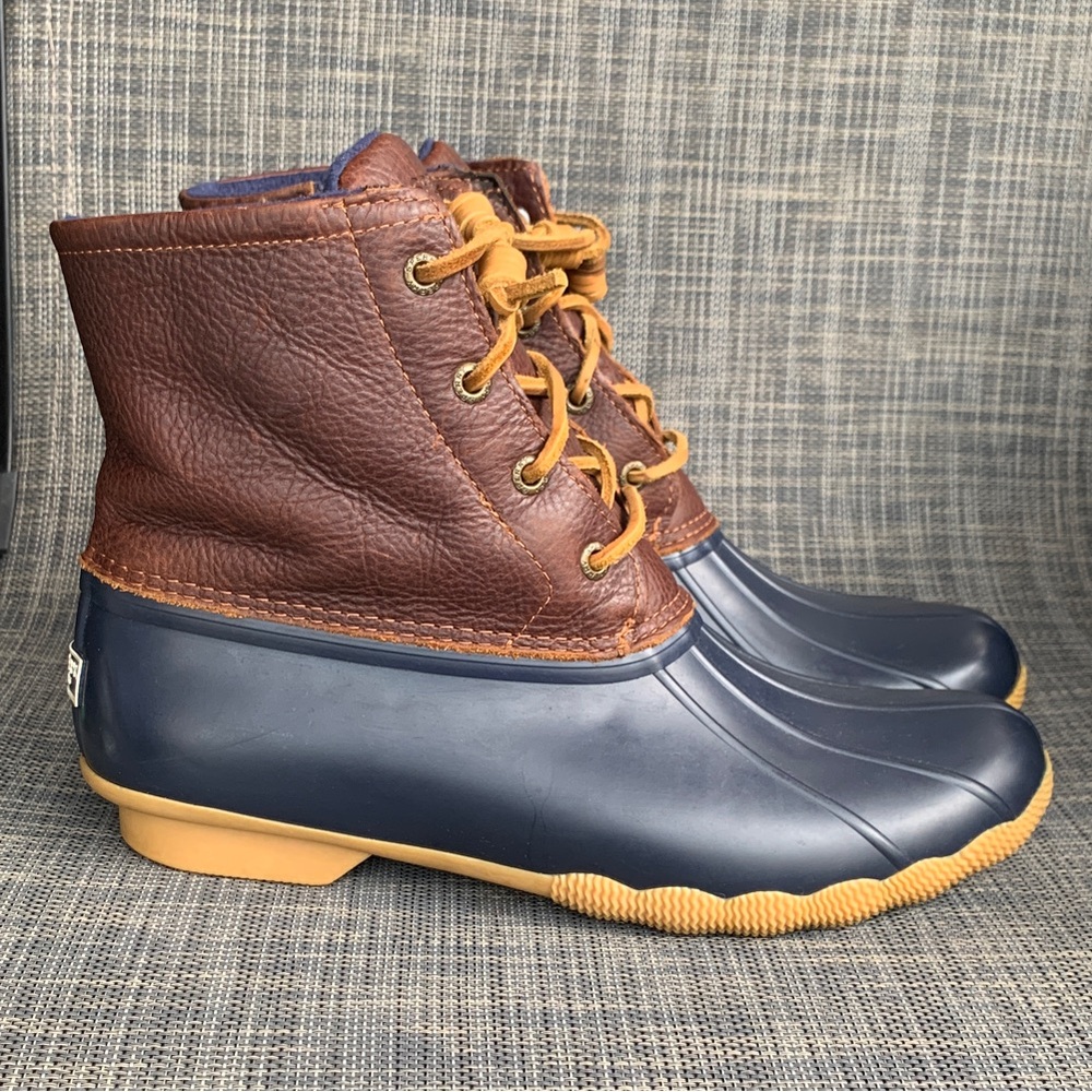 Sperry Saltwater Duck Boot Leather/Navy Waterproof Winter Boots Women’s size 10